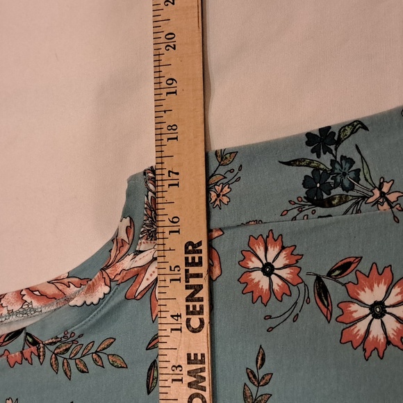 LOFT Floral Dress. Size MP. - Picture 8 of 8